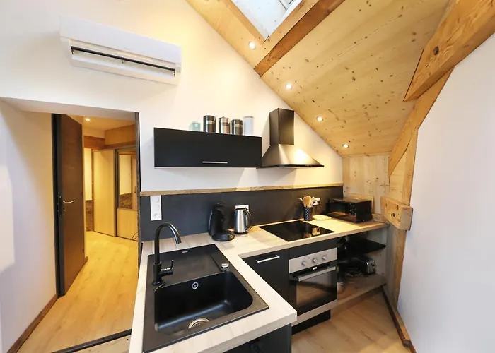 Superbe appartement, hypercentre au calme avec bain balnéo